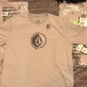 Vintage volcom t shirt